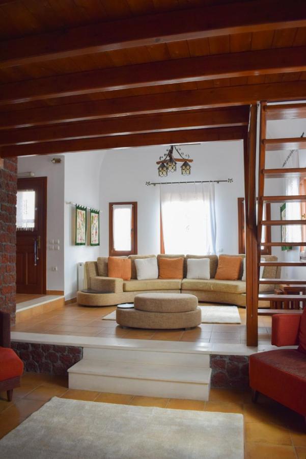 Sunshine House For 9, Cozy Set Up,Verandas, Sea View. Karterados  Exterior foto