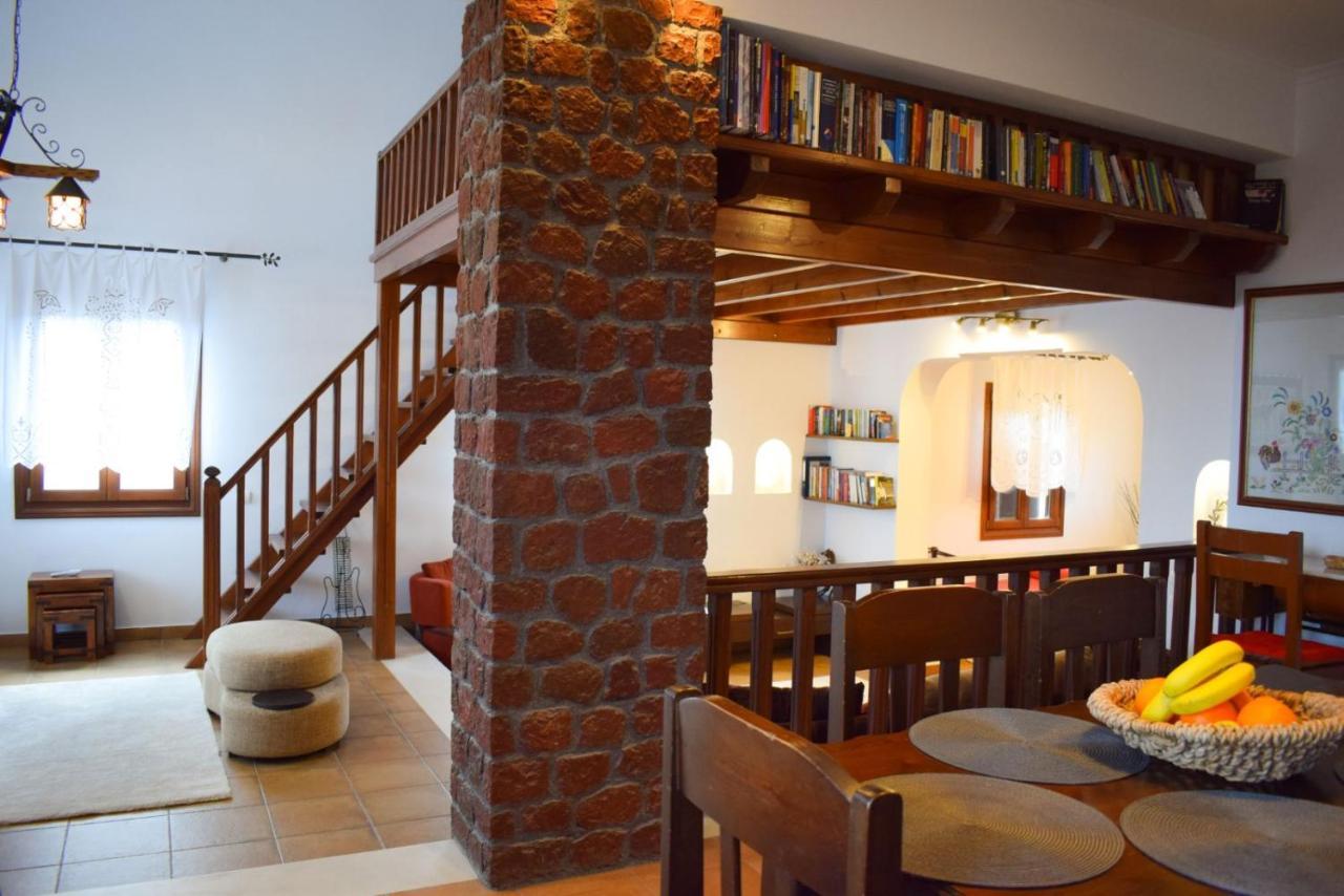 Sunshine House For 9, Cozy Set Up,Verandas, Sea View. Karterados  Exterior foto